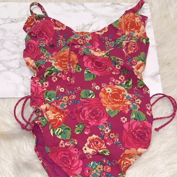 Skinny Dippers Floral One-Piece Swimsuit size large - Picture 2 of 9